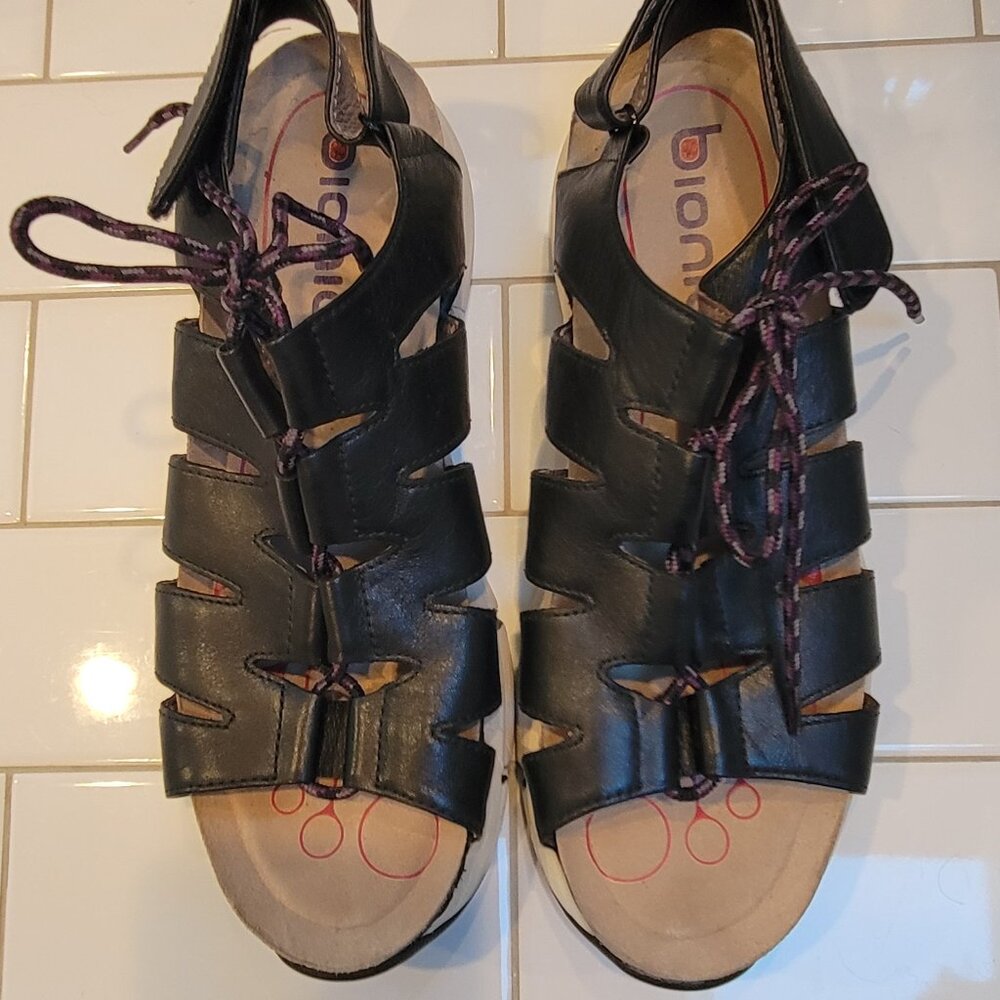 H2-15 Bionica Sandal Shoes